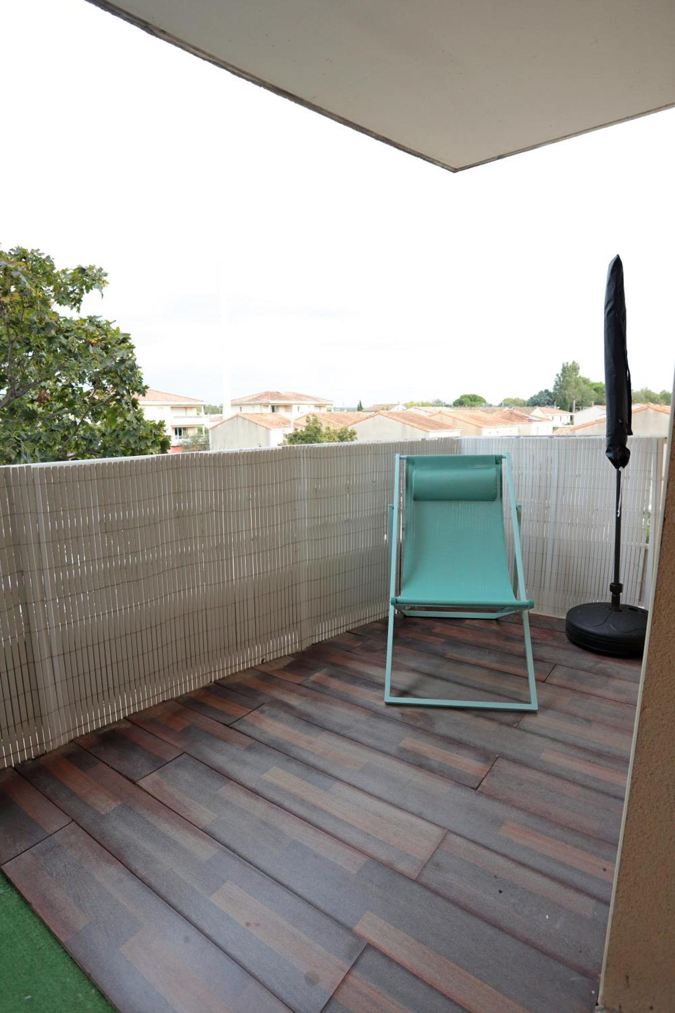 Appart T2 Dans Residence Calme Parking Prive Gratuit Miramas Exterior foto